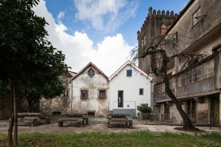 Three Cusps Chalet дом в Португалии